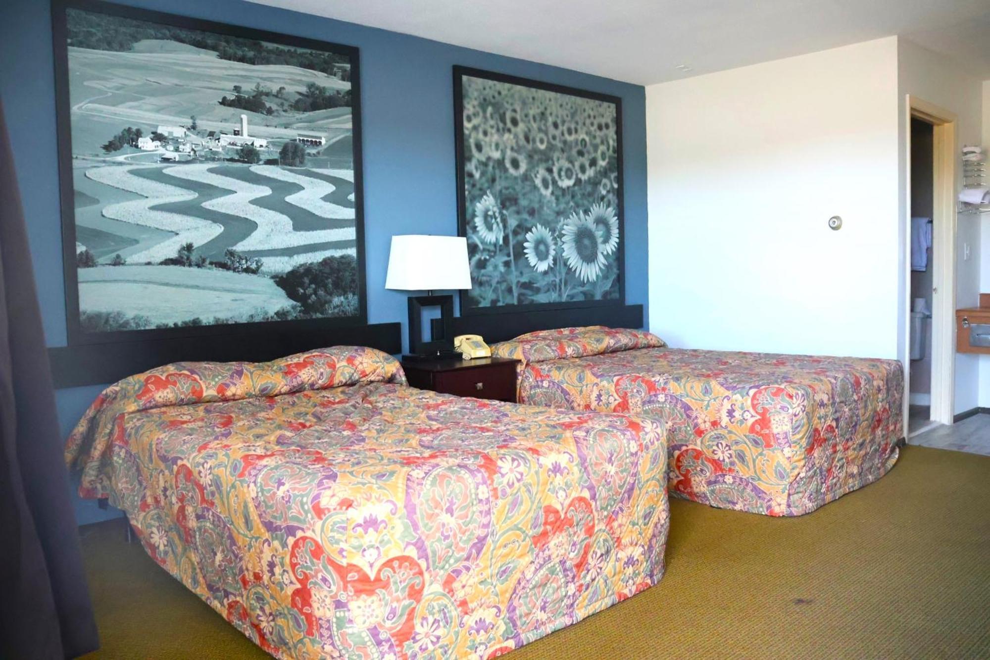 Hotel O Oskaloosa - Hwy 63/92 Bagian luar foto