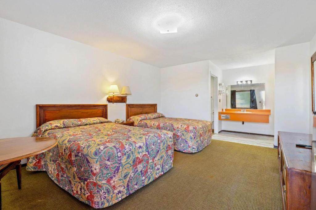 Hotel O Oskaloosa - Hwy 63/92 Bagian luar foto