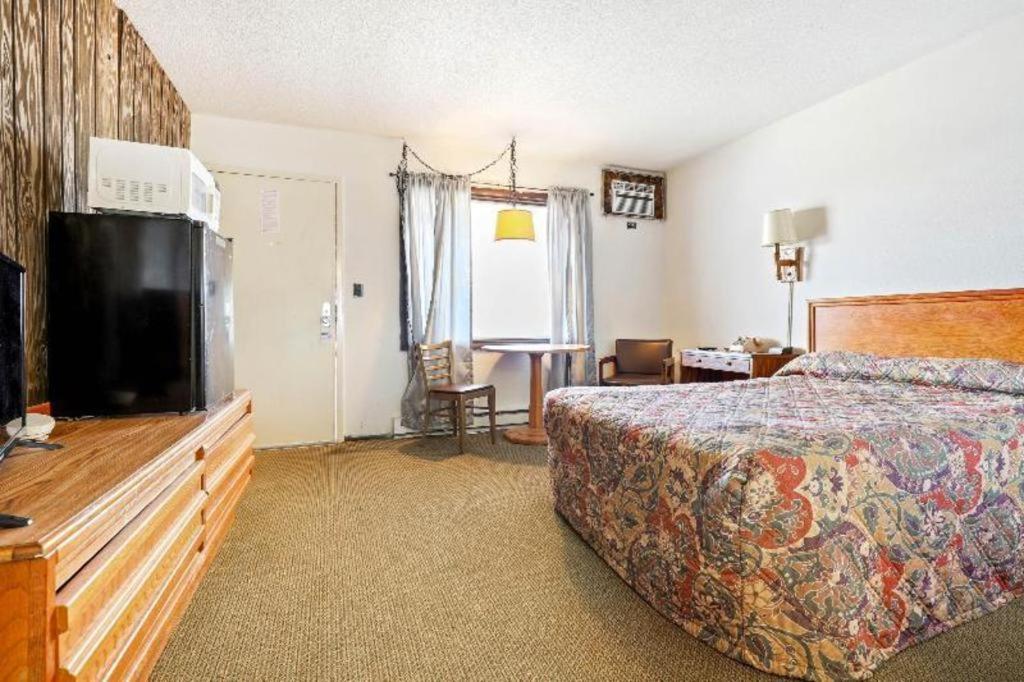 Hotel O Oskaloosa - Hwy 63/92 Bagian luar foto