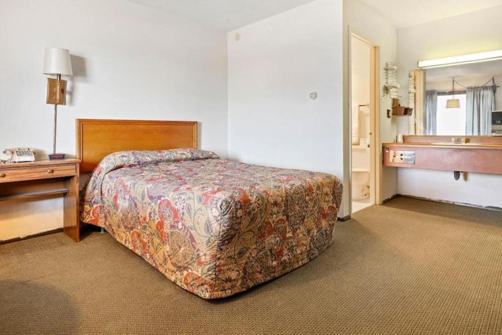 Hotel O Oskaloosa - Hwy 63/92 Bagian luar foto
