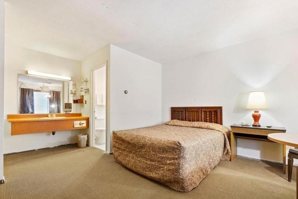 Hotel O Oskaloosa - Hwy 63/92 Bagian luar foto